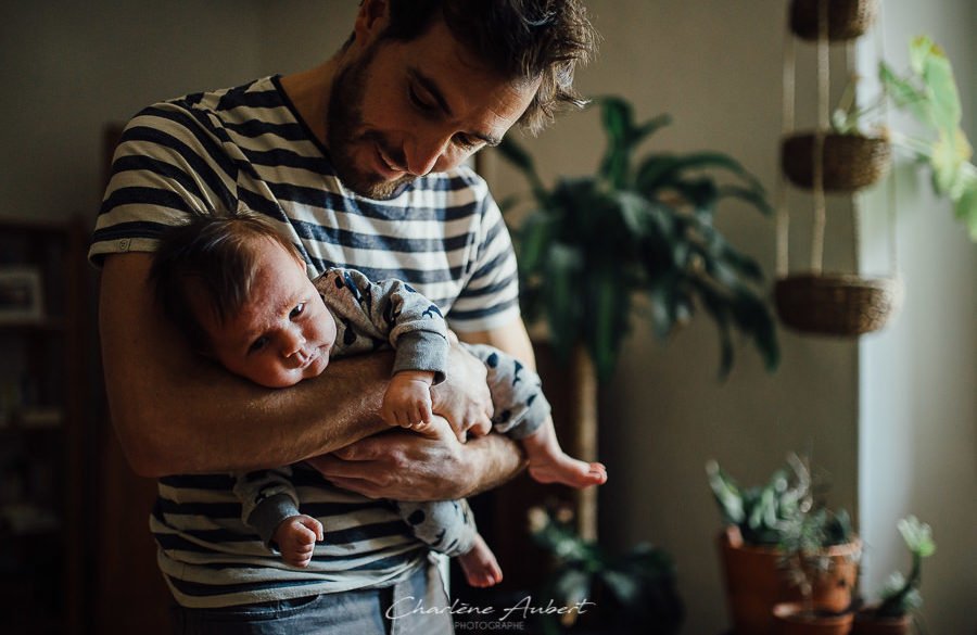 photographe nouveau-né bébé famille lifestyle à domicile savoie chambéry Charlène Aubert