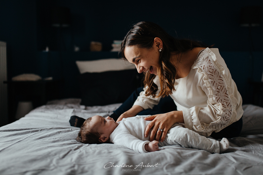 Séance photo nouveau-né et bébé genève suisse maman bébé