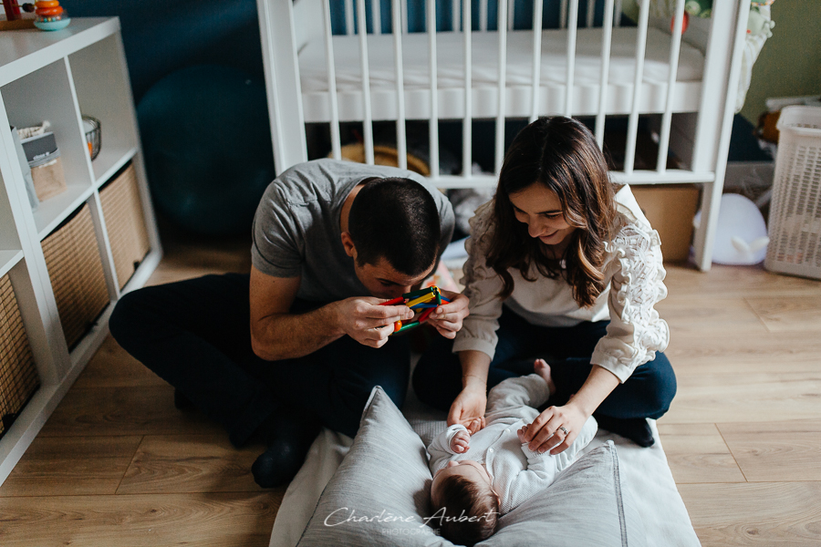 Séance photo nouveau-né et bébé à domicile genève suisse 